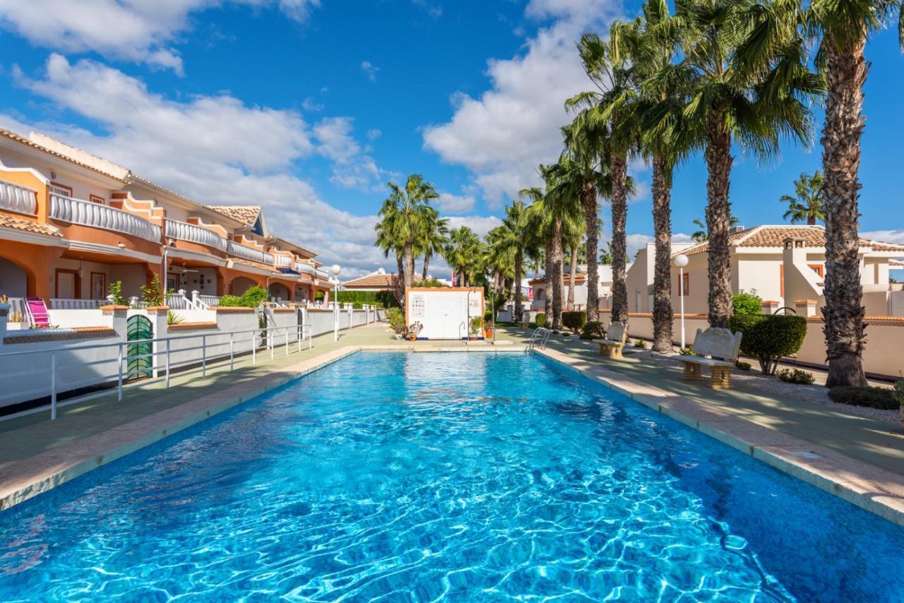 A Beautiful 2 Bedroom Townhouse - Las Cerezas Сьюдад-Кесада Экстерьер фото