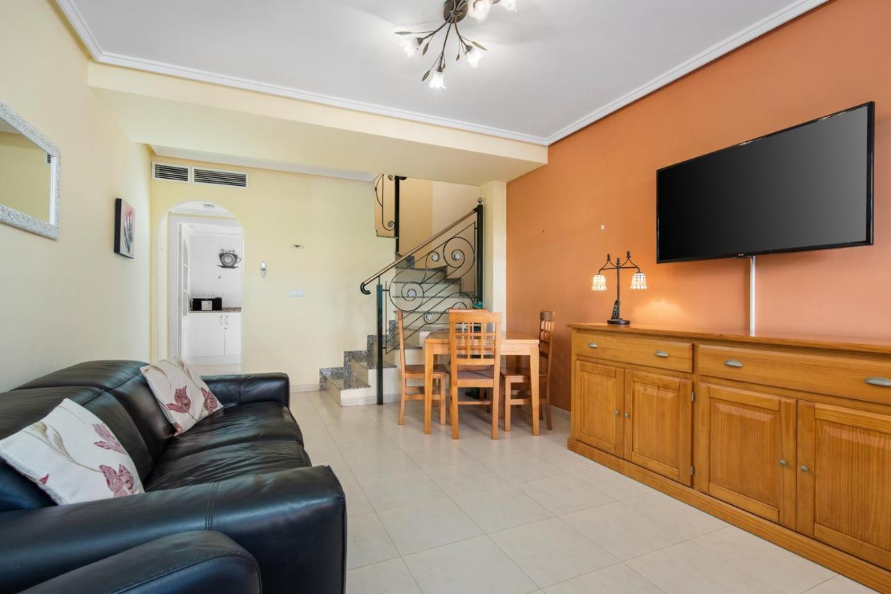 A Beautiful 2 Bedroom Townhouse - Las Cerezas Сьюдад-Кесада Экстерьер фото